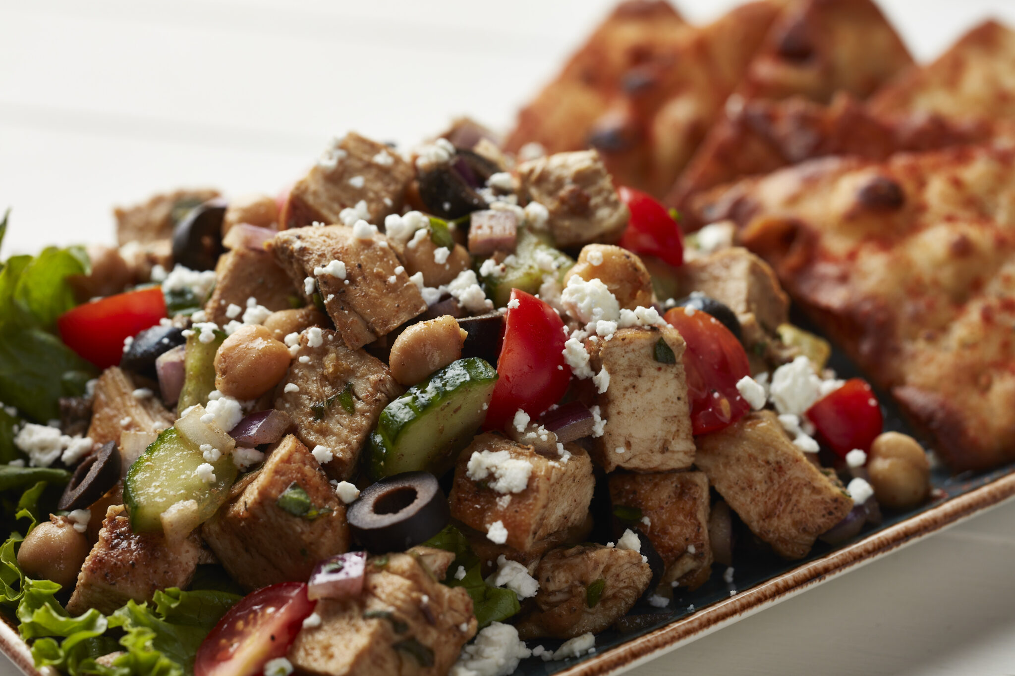 Ensalada de Pollo con Garbanzos
