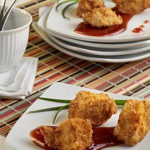Nuggets de Pollo con Sésamo y Salsa de Ciruela