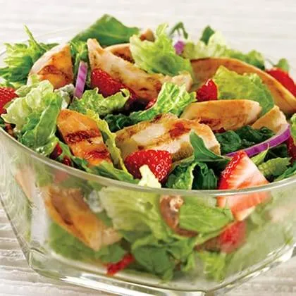 Ensalada de Pollo a la Parrilla de Primavera