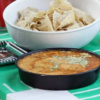Can’t Stop Eating This Buffalo Chicken Dip