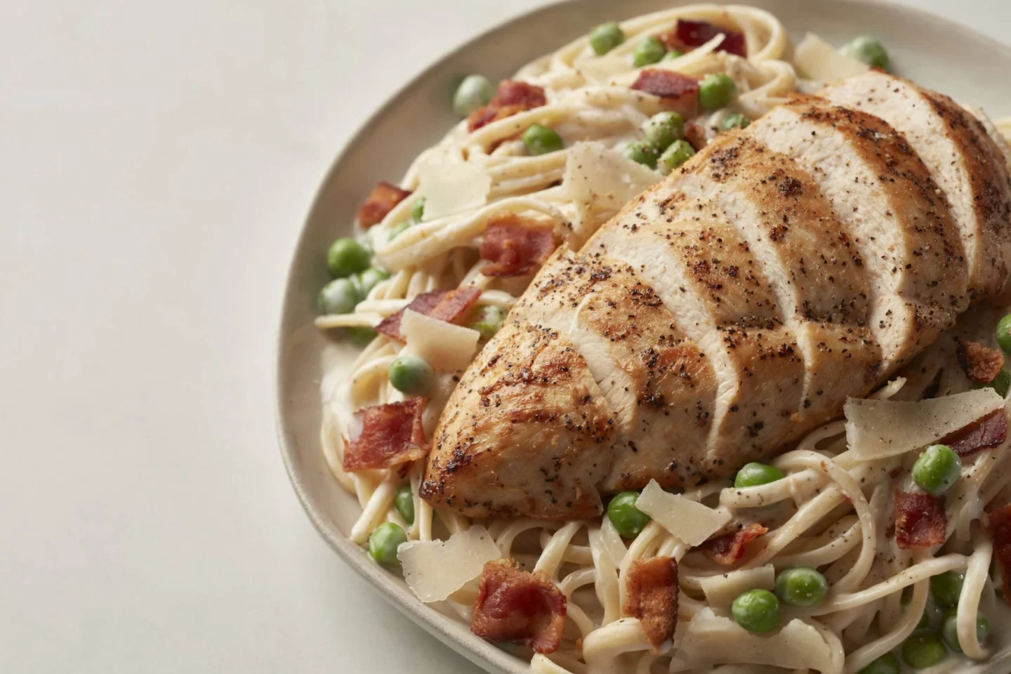 Pasta Cremosa con Pollo