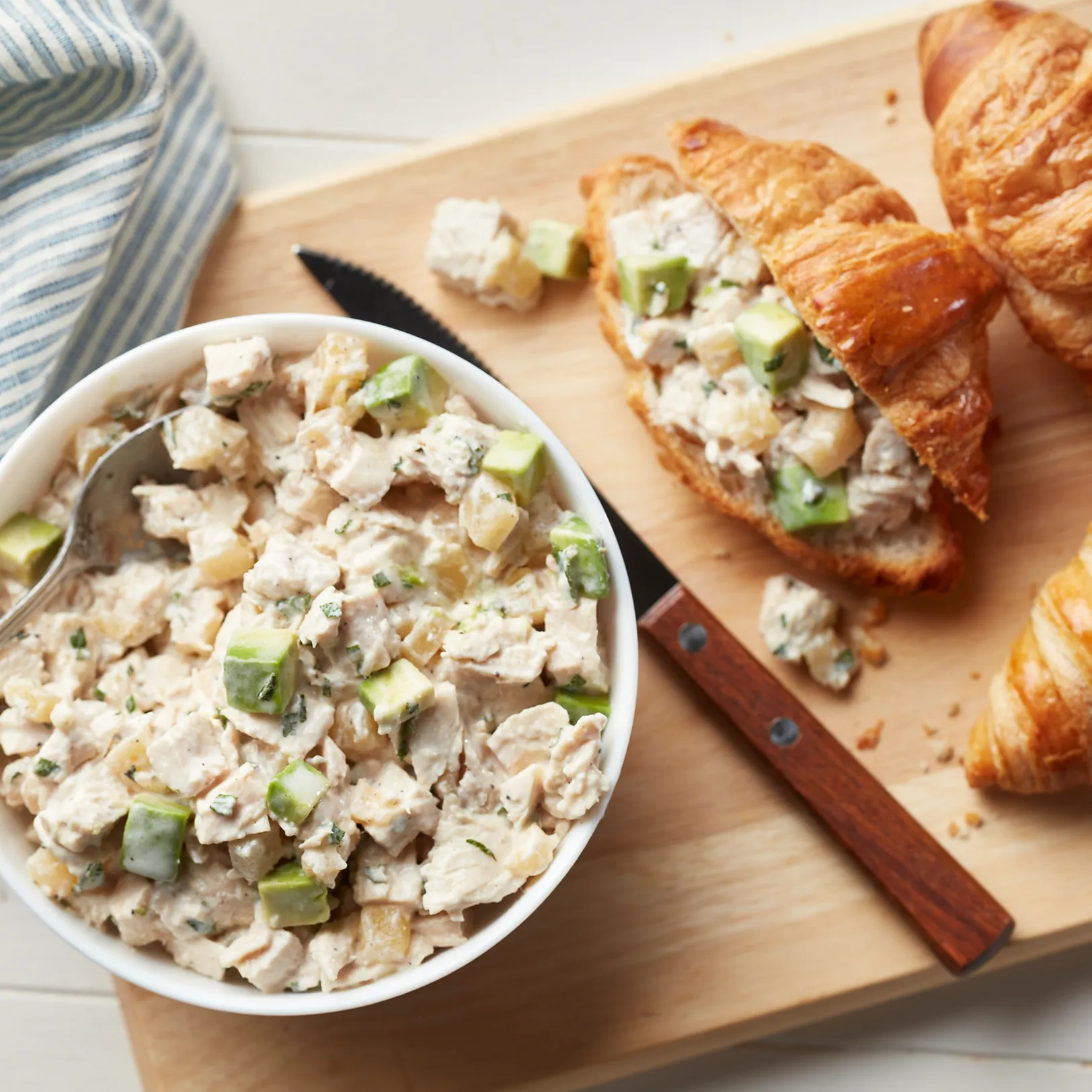 HOW TO DEFROST CHICKEN PROPERLY AND SAFELY