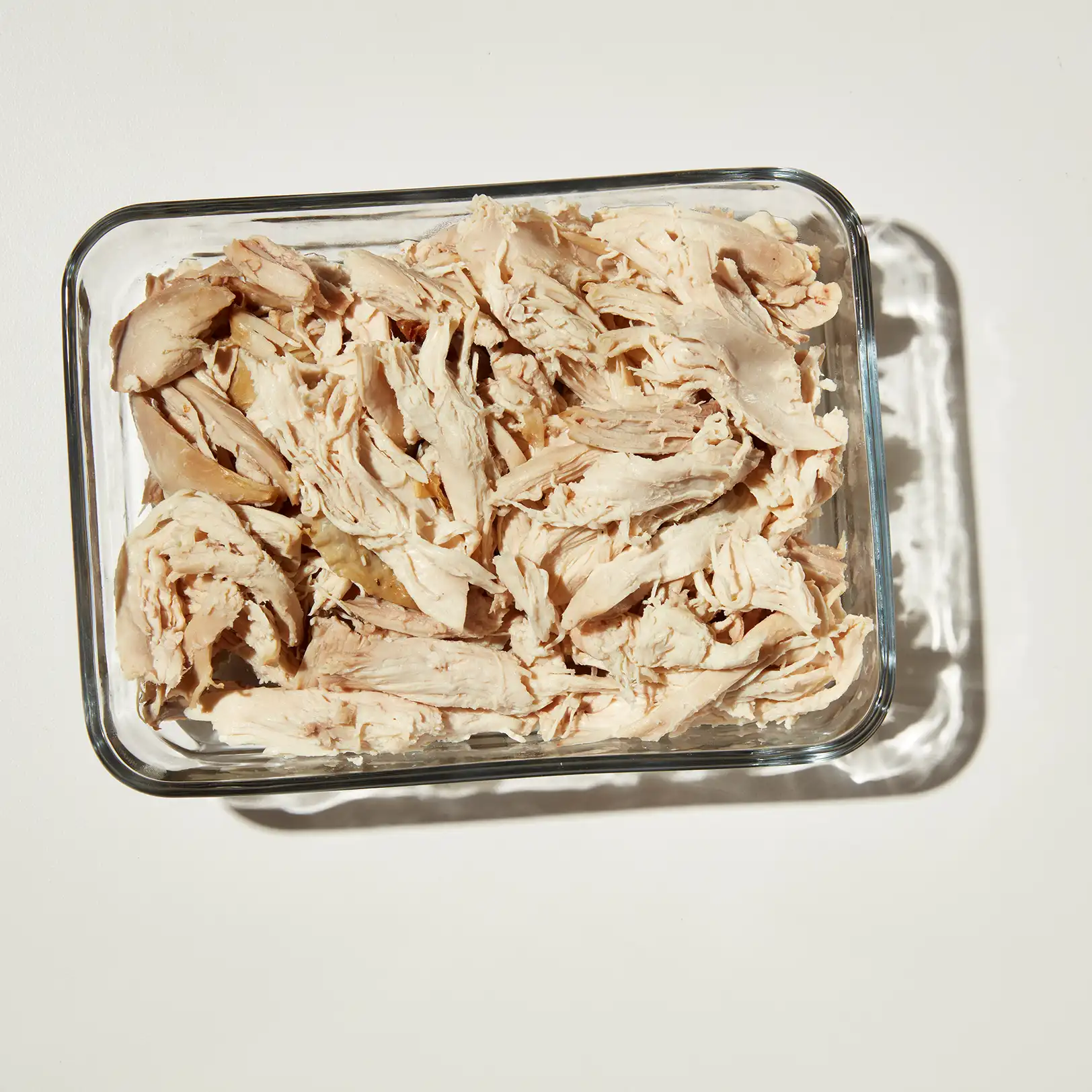 DON’T LEAVE COOKED CHICKEN AT ROOM TEMPERATURE