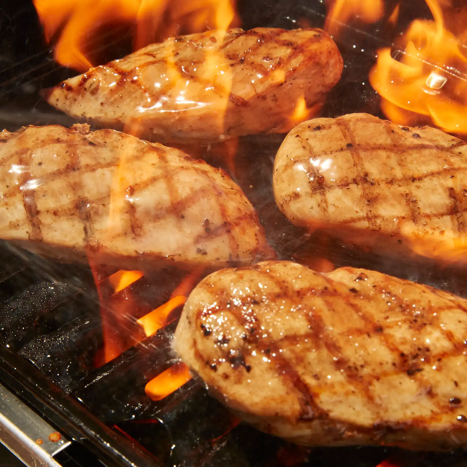 HOW SHOULD I PREP MY GRILL FOR CHICKEN?