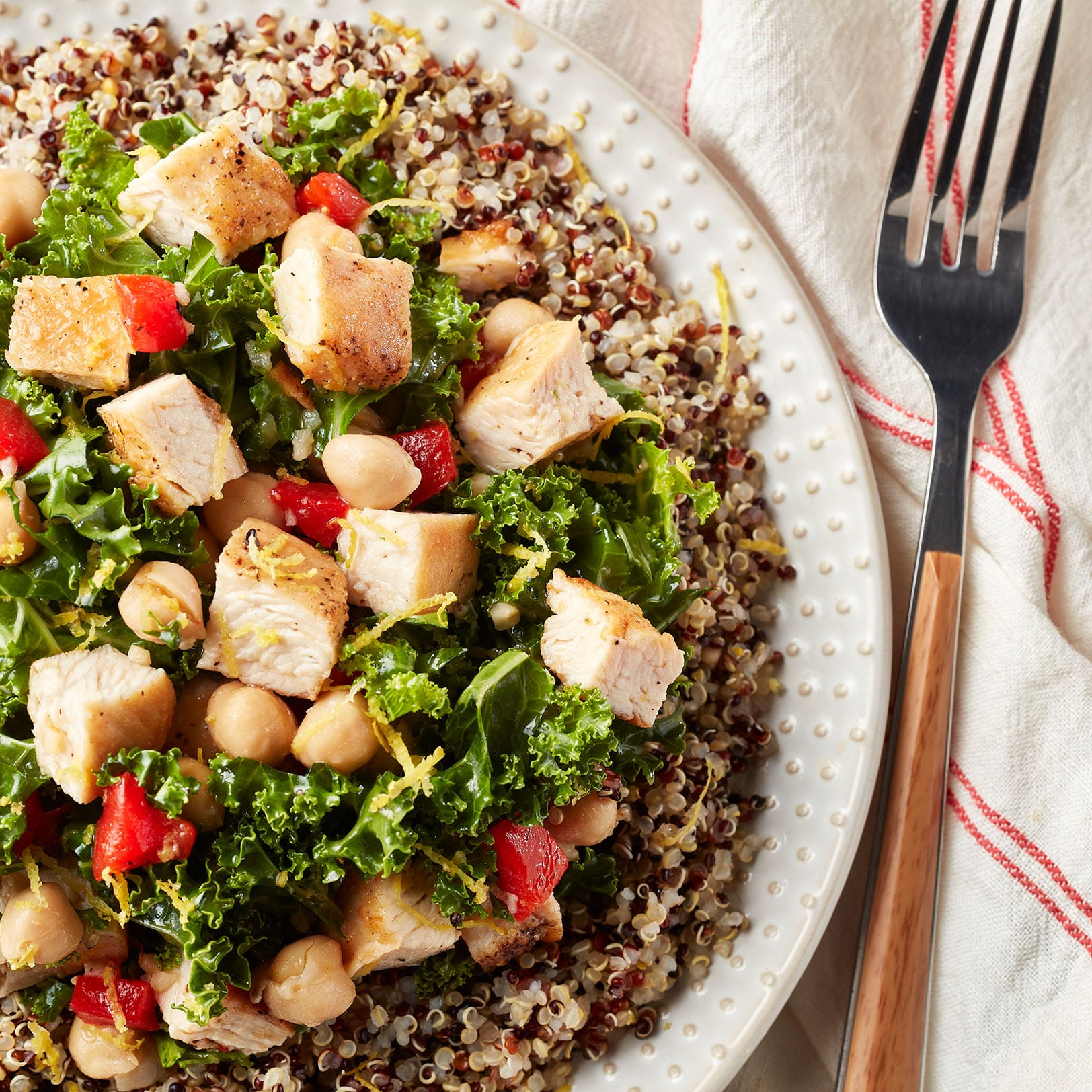 PAIR CHICKEN WITH OTHER PROTEIN SOURCES FOR A BALANCED BOOST