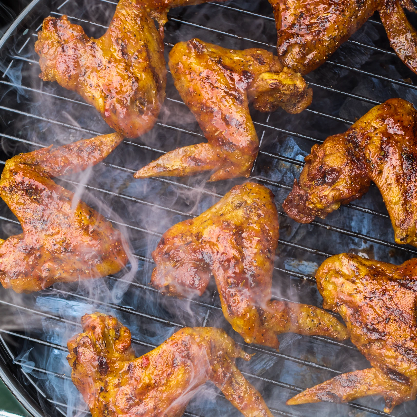 Temperatura ideal para hacer un pollo frito dorado:
